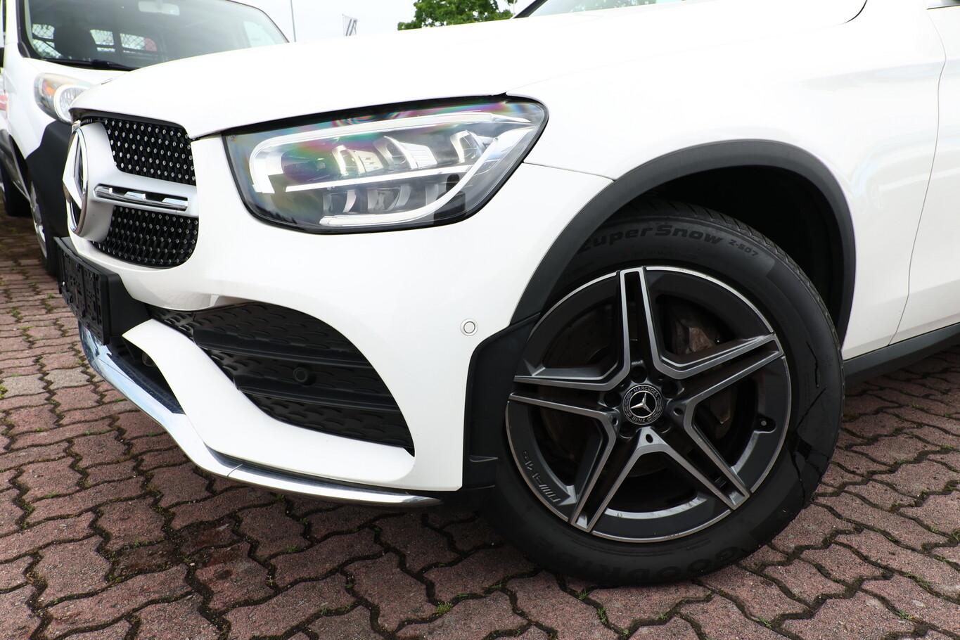 Mercedes-Benz GLC 200 4M Coupé AMG Line LED Kam SHZ Nav PrivG