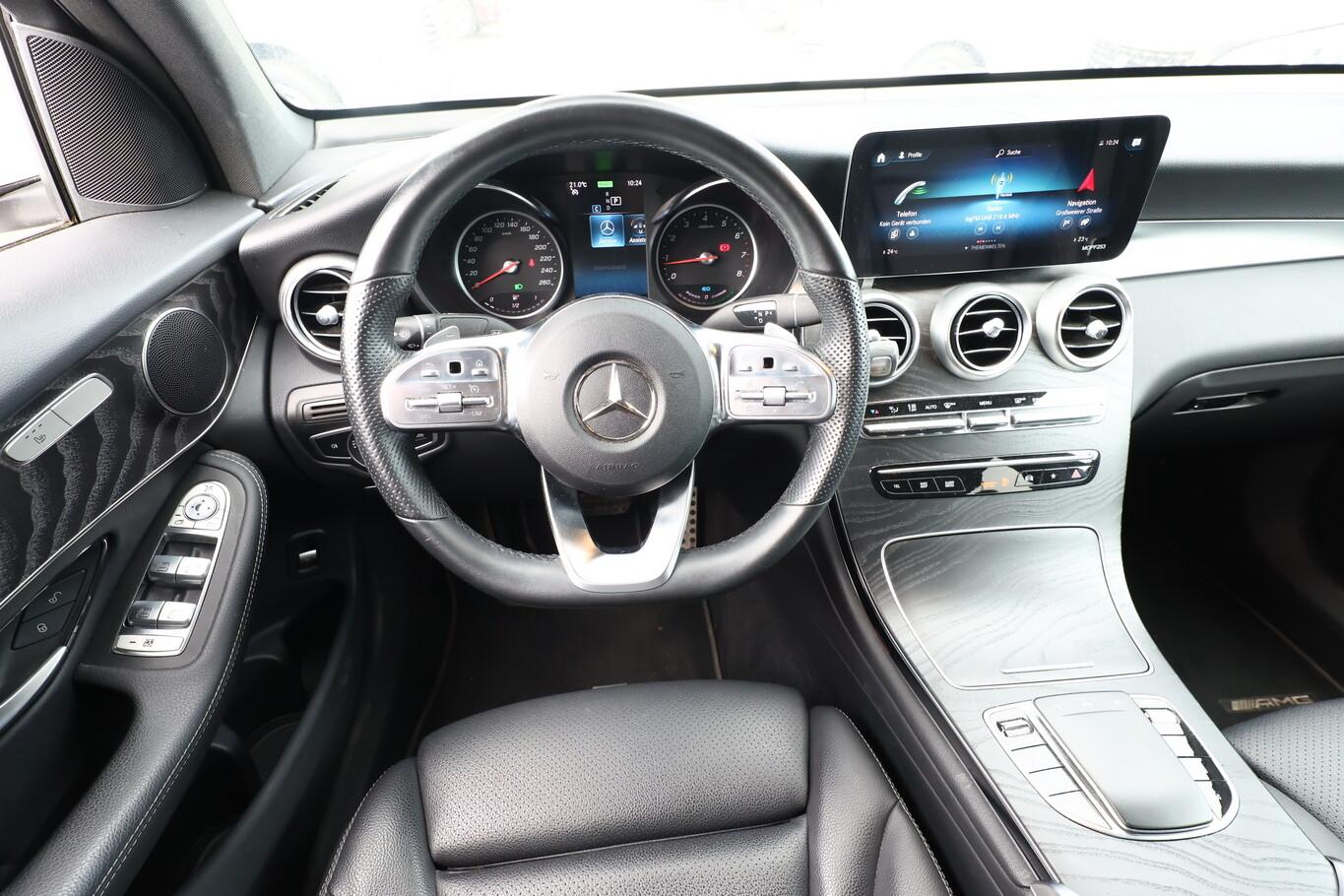 Mercedes-Benz GLC 200 4M Coupé AMG Line LED Kam SHZ Nav PrivG