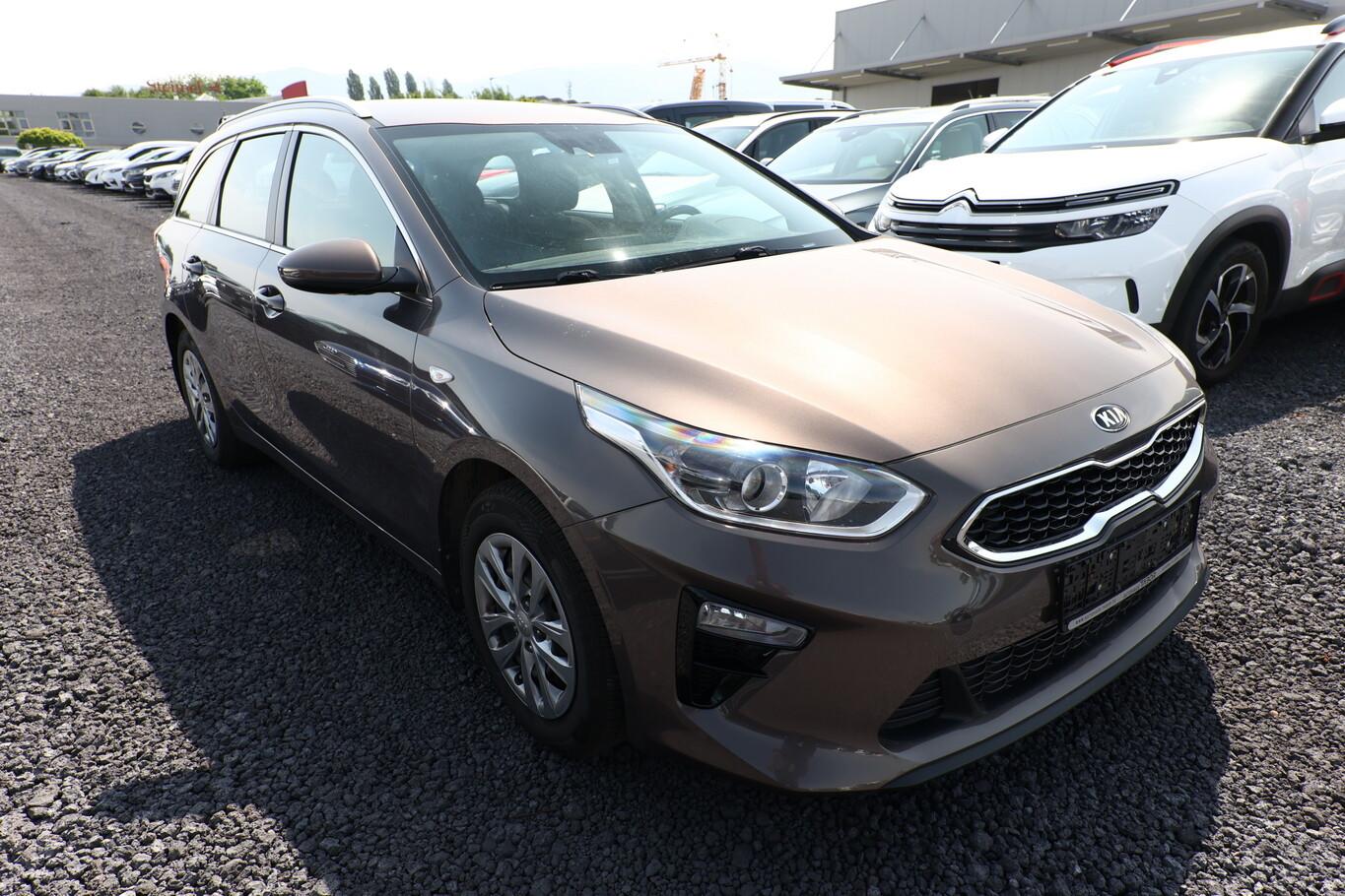 Kia cee'd / Ceed Ceed SW 1.4 TGDI 140 Kam PDC Klimaaut. LaneAs