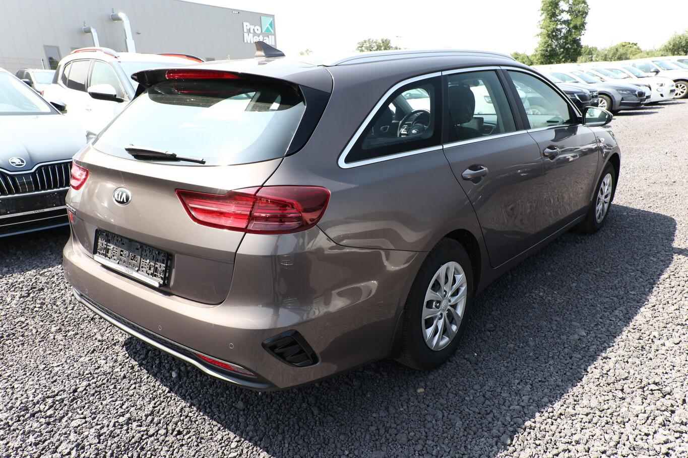 Kia cee'd / Ceed Ceed SW 1.4 TGDI 140 Kam PDC Klimaaut. LaneAs