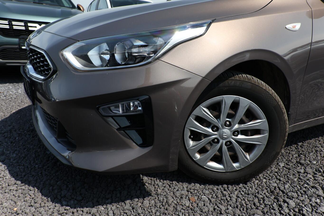Kia cee'd / Ceed Ceed SW 1.4 TGDI 140 Kam PDC Klimaaut. LaneAs