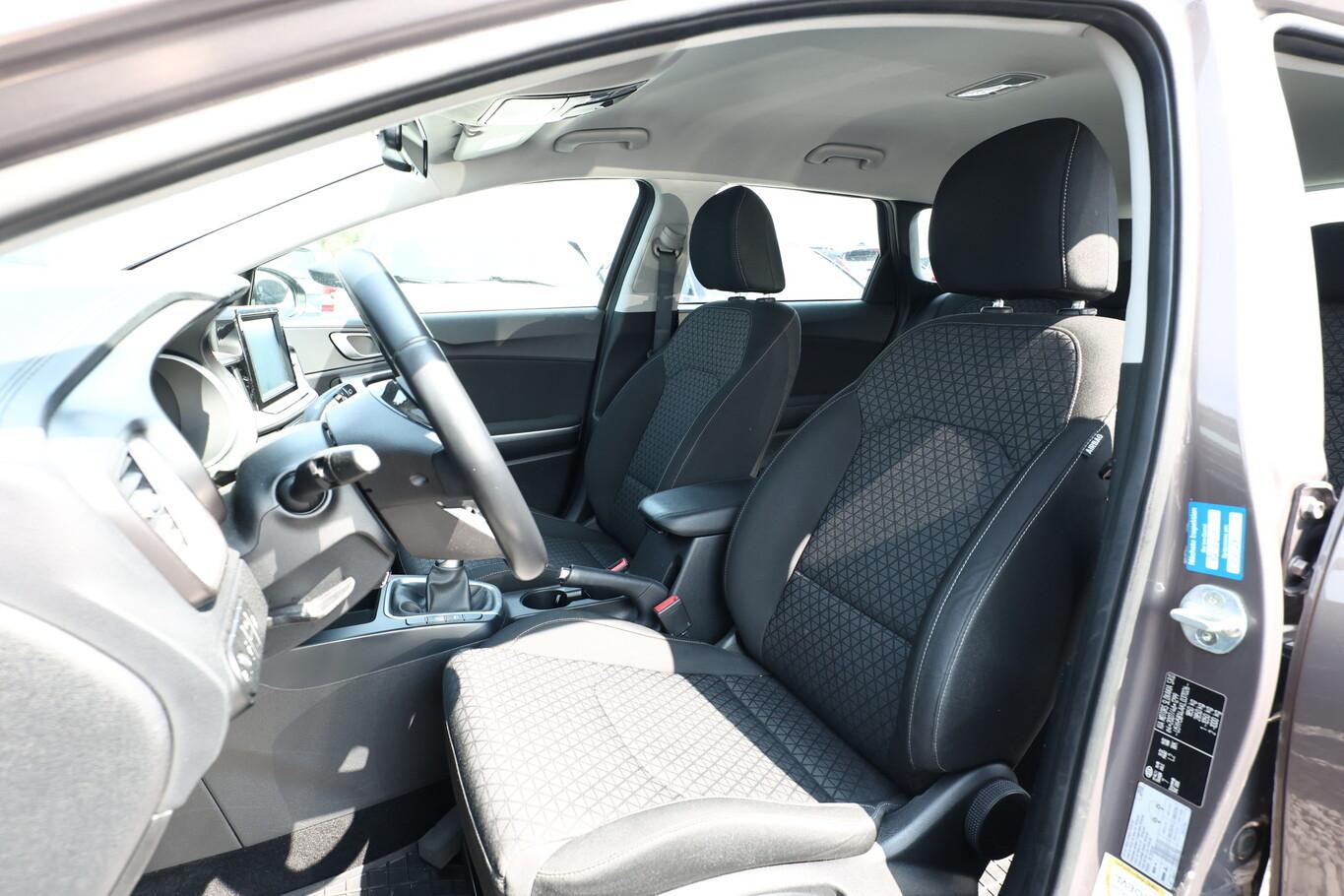 Kia cee'd / Ceed Ceed SW 1.4 TGDI 140 Kam PDC Klimaaut. LaneAs