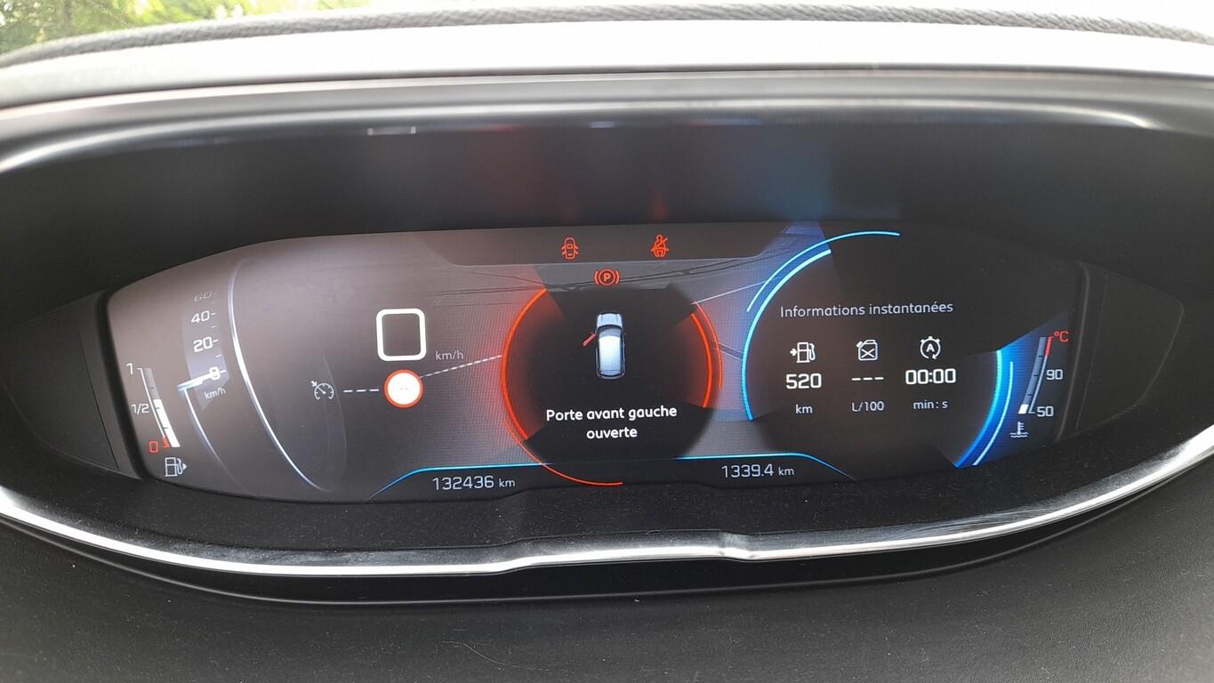 Peugeot 3008 1.2 PureTech 130 Allure Nav KeyL Kam LED