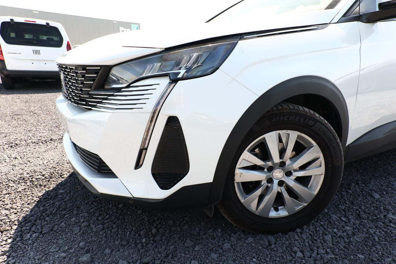 Peugeot 3008 1.5 BlueHDi 130 Active Pack Kam PDC Temp