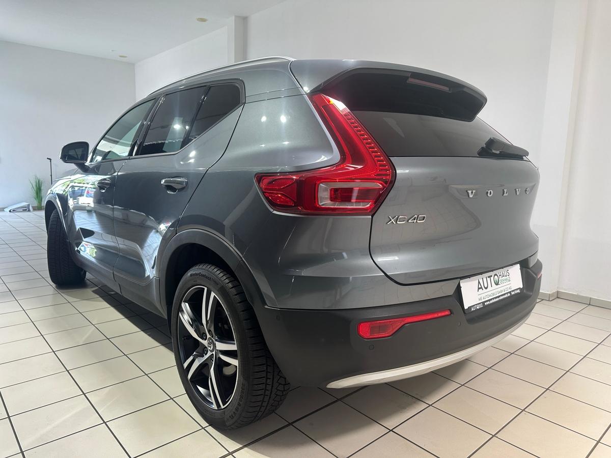 Volvo XC40 XC40 D4 AWD Momentum Standhz.*Kamera*8-fach bereift  