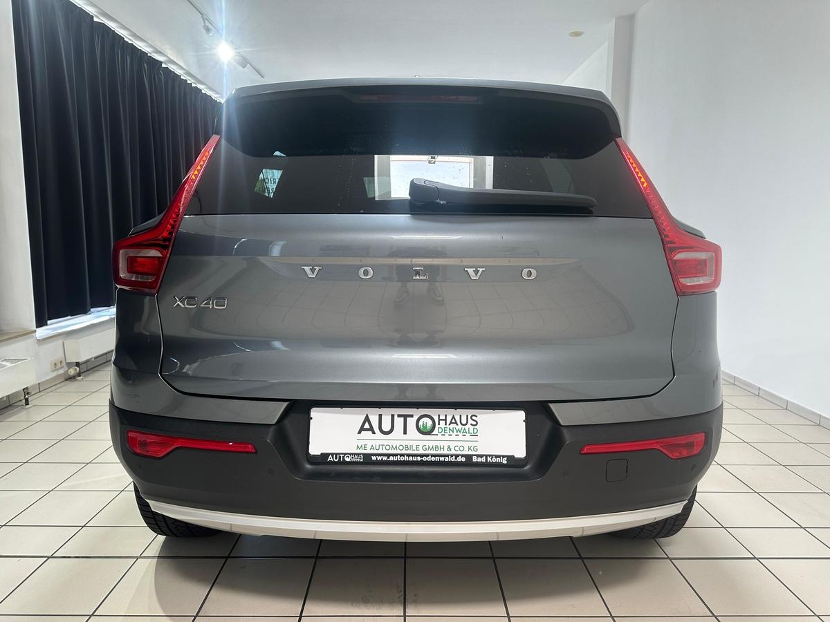 Volvo XC40 XC40 D4 AWD Momentum Standhz.*Kamera*8-fach bereift  