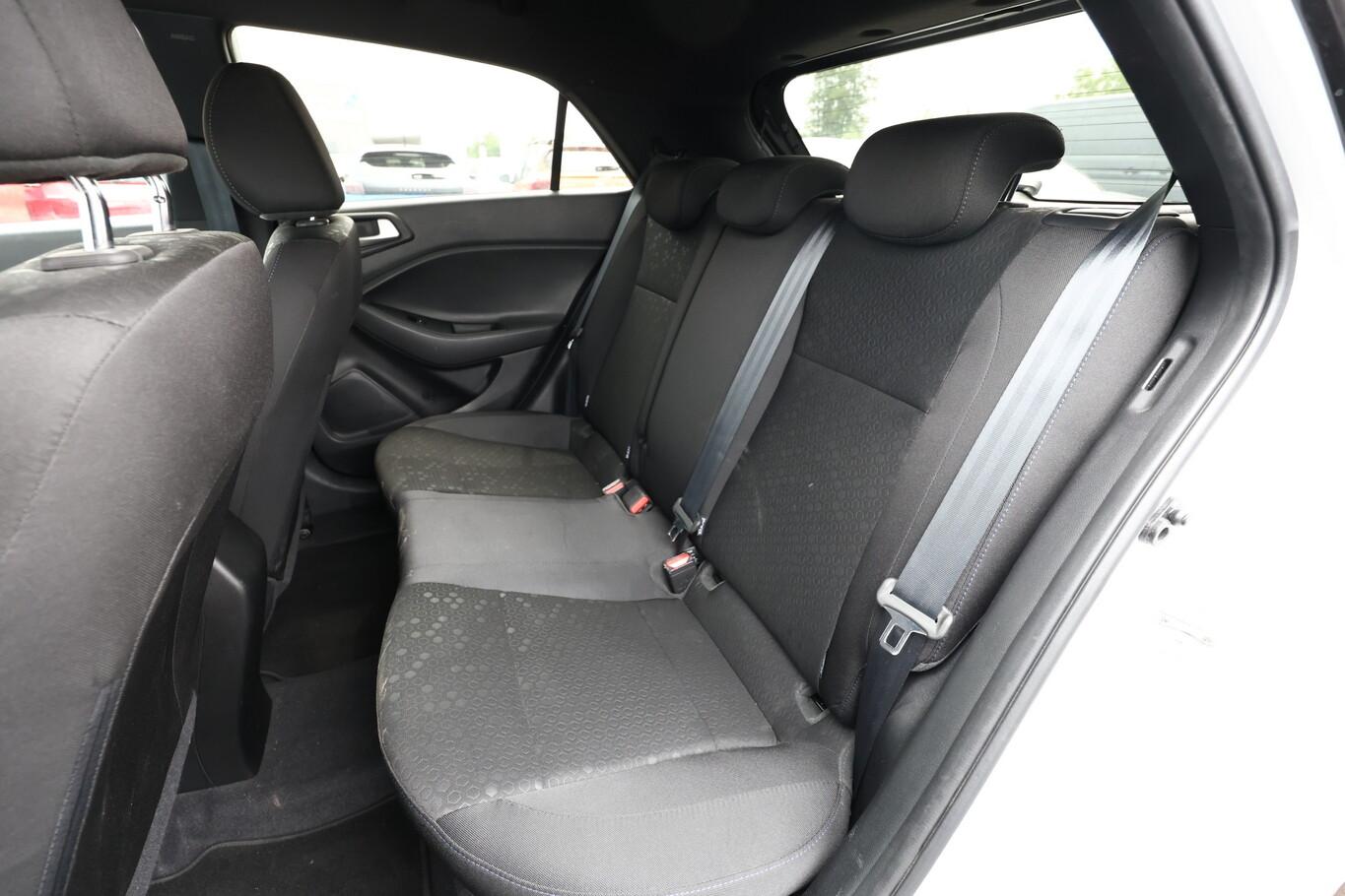 Hyundai i20 1.2 84 Trend Kam AppCo Privacy PDC 16Z