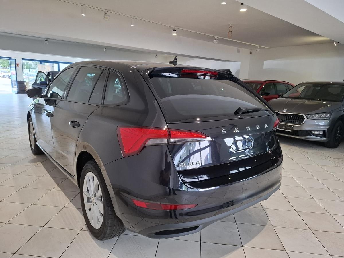 Skoda Scala Ambition 5J Garantie APP SHZ LED