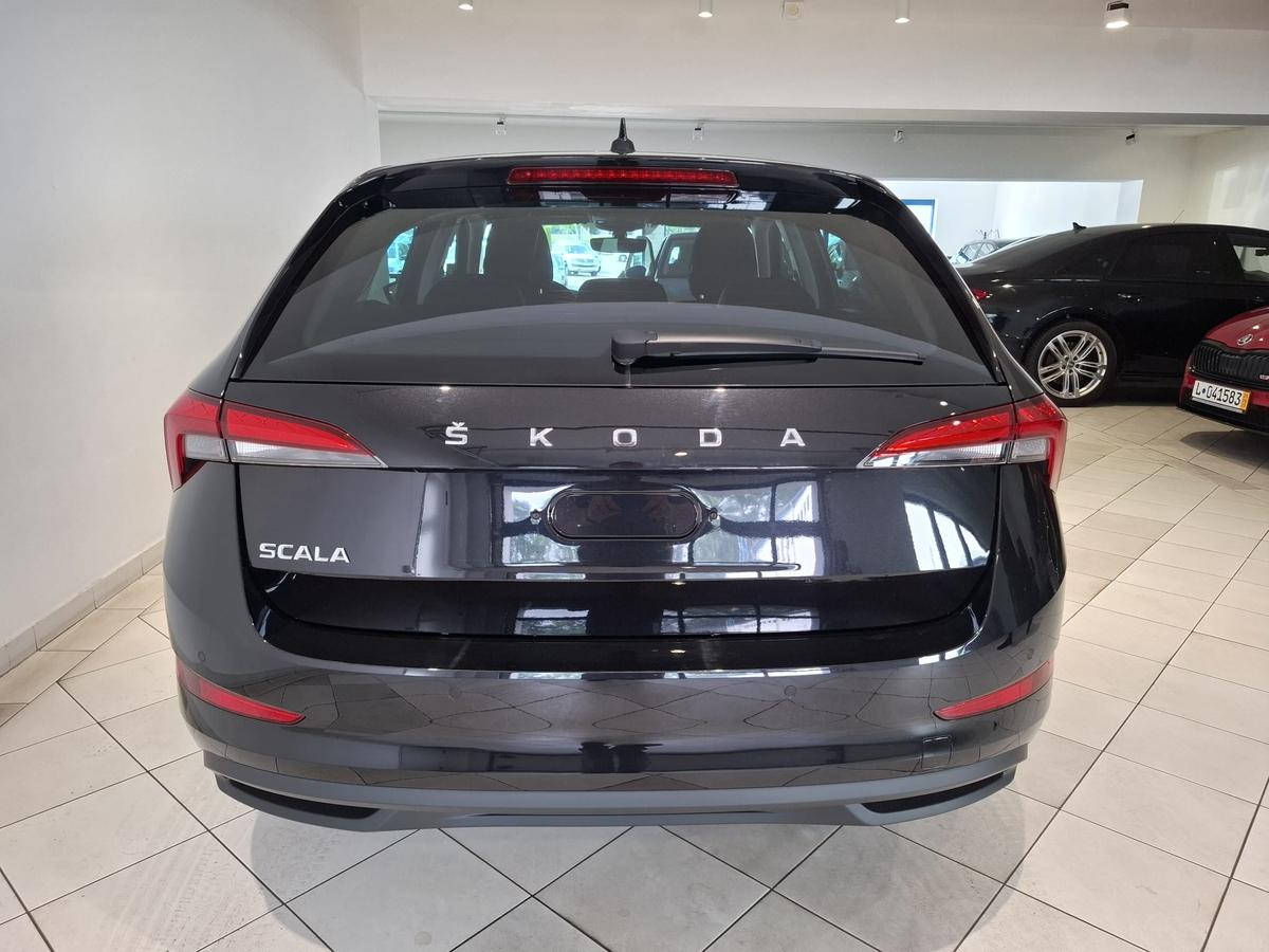 Skoda Scala Ambition 5J Garantie APP SHZ LED