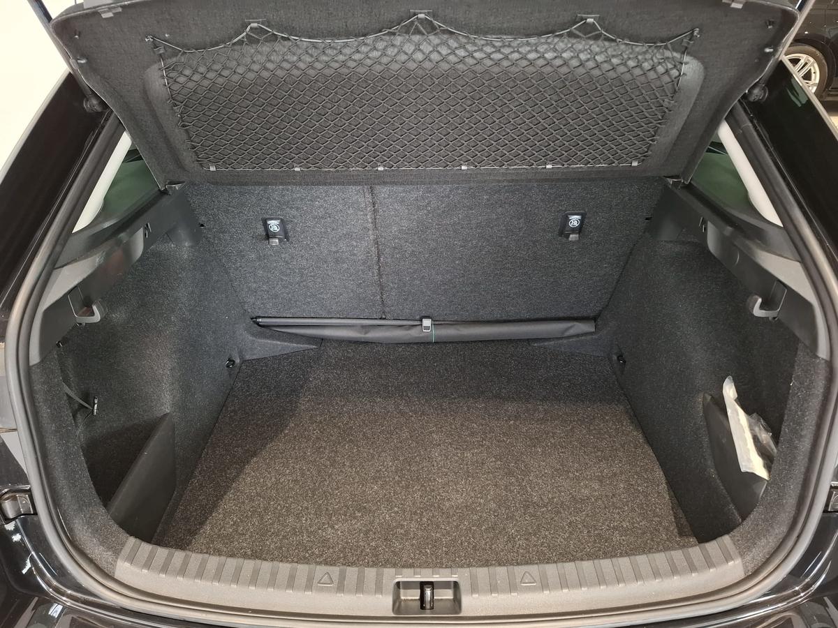 Skoda Scala Ambition 5J Garantie APP SHZ LED