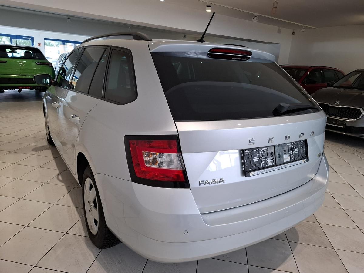Skoda Fabia Combi 1.2TSI Style SHZ PDC
