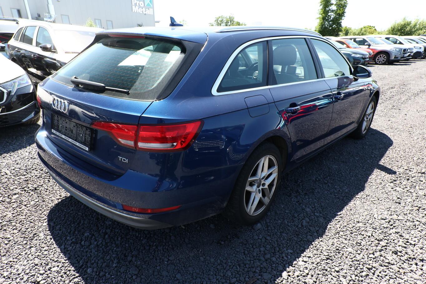 Audi A4 2.0 TDI Avant sport Nav PDC ViCo SHZ Temp 17Z