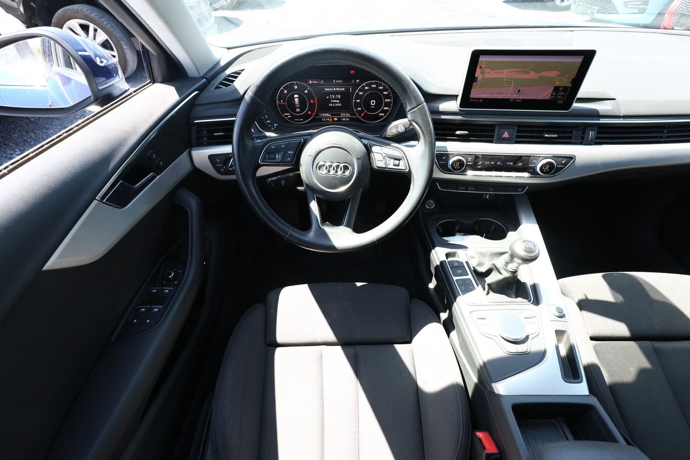 Audi A4 2.0 TDI Avant sport Nav PDC ViCo SHZ Temp 17Z
