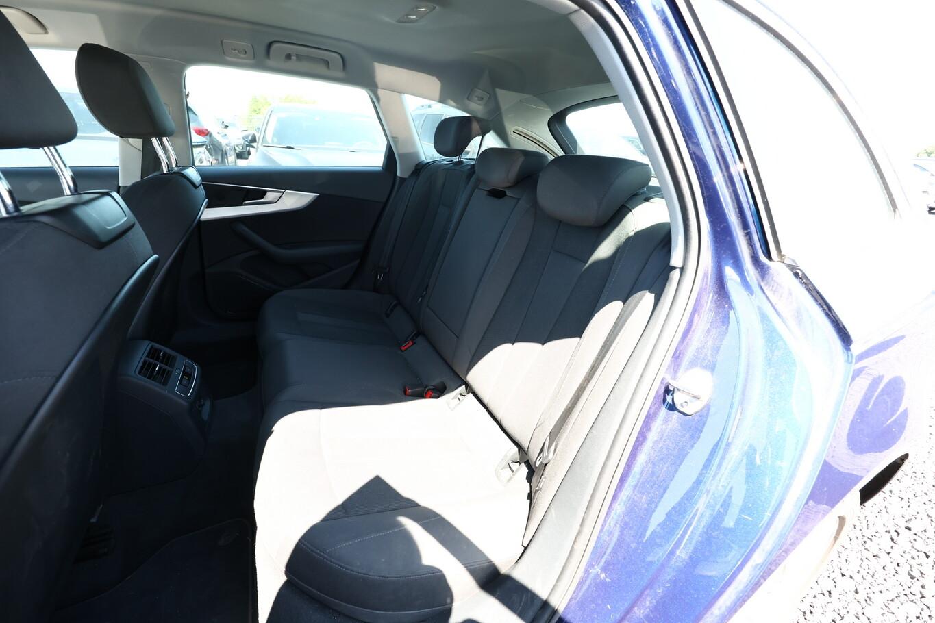 Audi A4 2.0 TDI Avant sport Nav PDC ViCo SHZ Temp 17Z