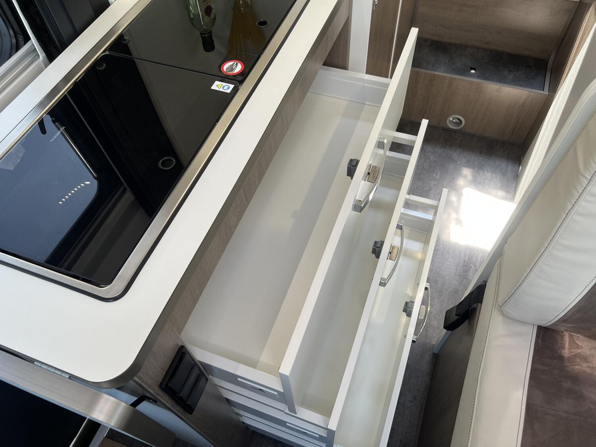 Mooveo VAN 63 EB Automatik+Solar+Sat TV+Markise