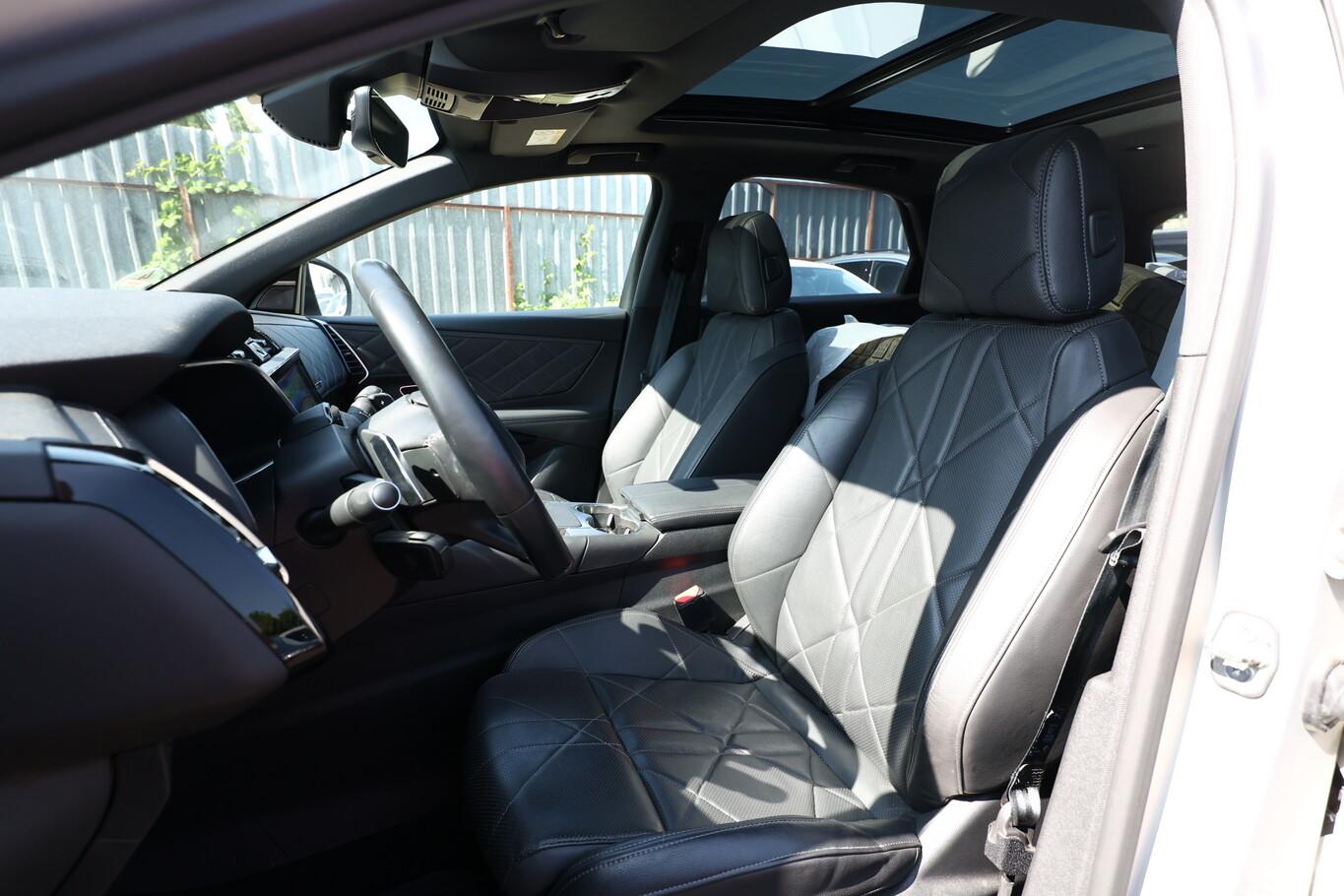 DS Automobiles DS7 Crossback 7 Crossback E-Tense 300 Aut. Hybrid Gr.Chic 4x4