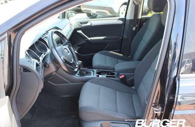 Volkswagen Touran Comfortline Kamera Navi LED ACC AHK StandHZG Start