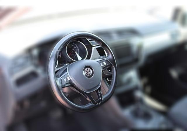 Volkswagen Touran Comfortline Kamera Navi LED ACC AHK StandHZG Start