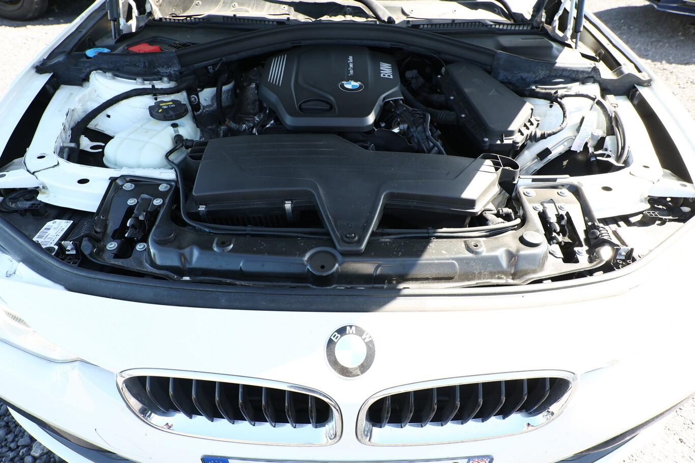 BMW 318 d Touring Sport Line LED Nav SHZ PDC KeyL