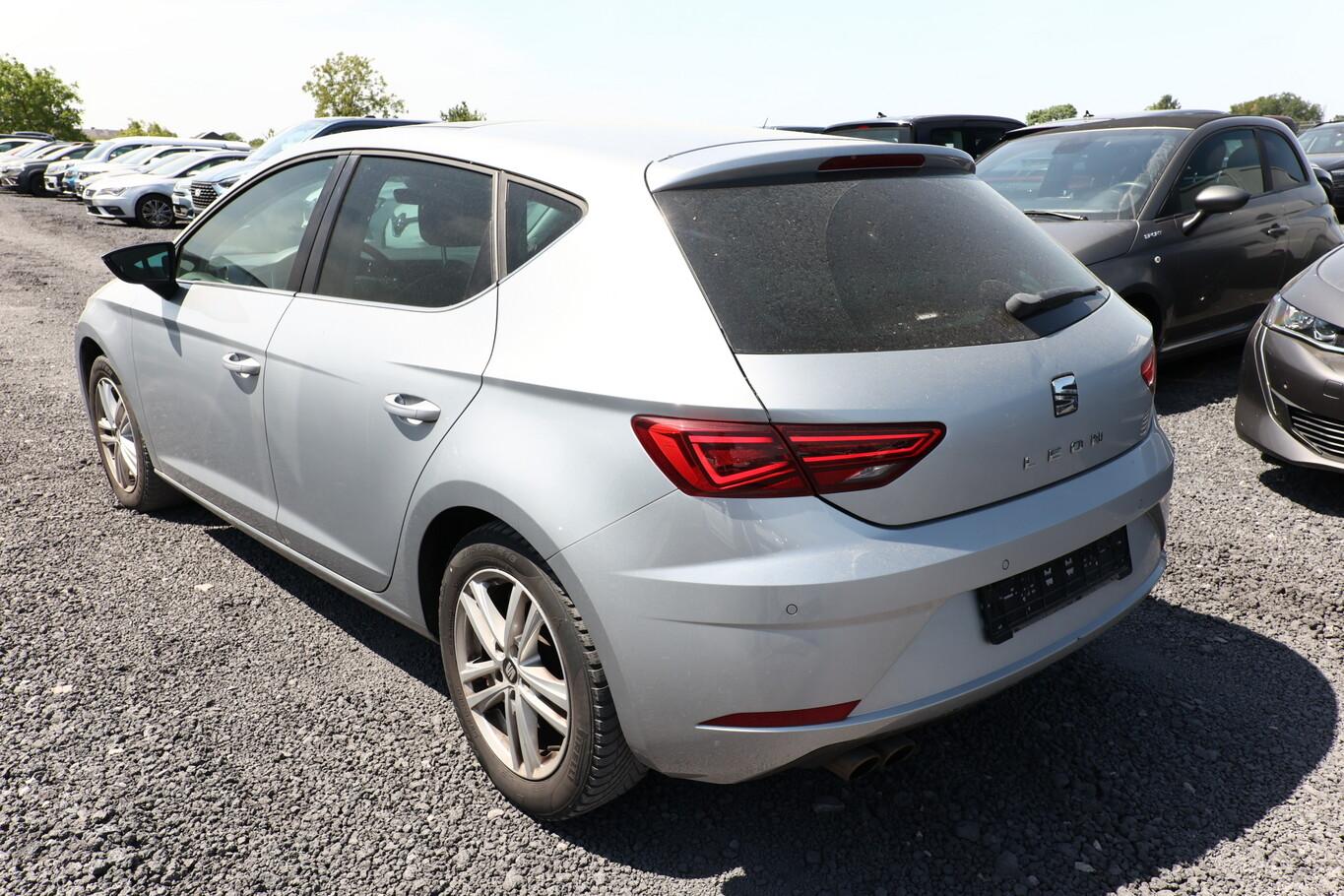 Seat Leon 1.4 TSI 125 Xcellence LED SchiebeD ACC AHK