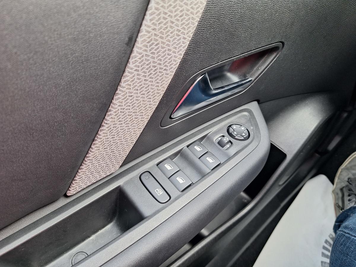 Citroën C4 Car-Play*Kamera*Winter-Paket*Allwetter*LED*Automatik