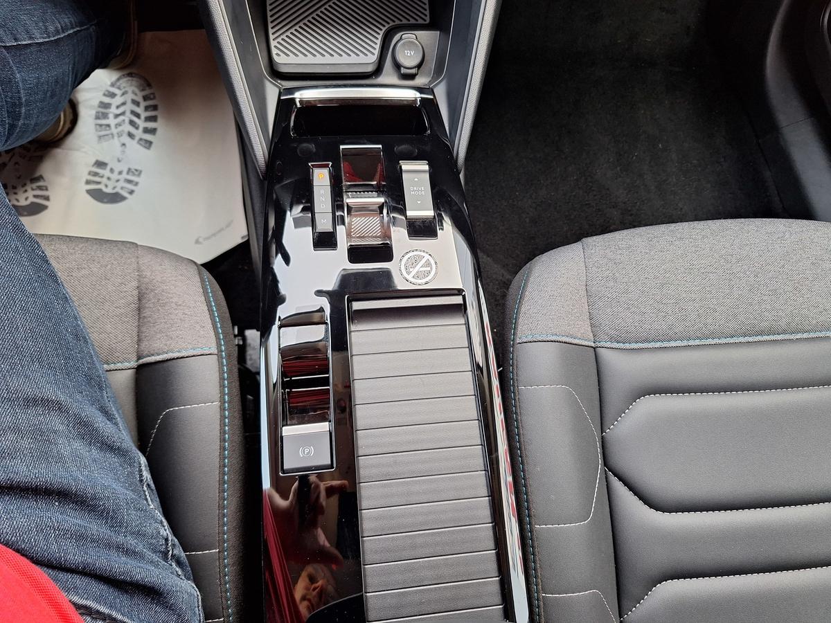 Citroën C4 Car-Play*Kamera*Winter-Paket*Allwetter*LED*Automatik