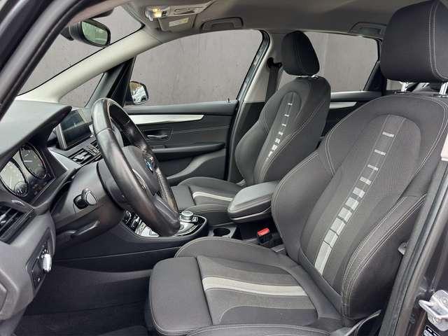 BMW 220 d Advantage Active Tourer +AHK+Navigation+Sitzheiz
