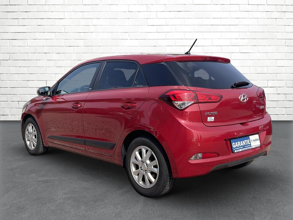 Hyundai i20 Go * Klimaanlage * Tempomat * PDC * LM *