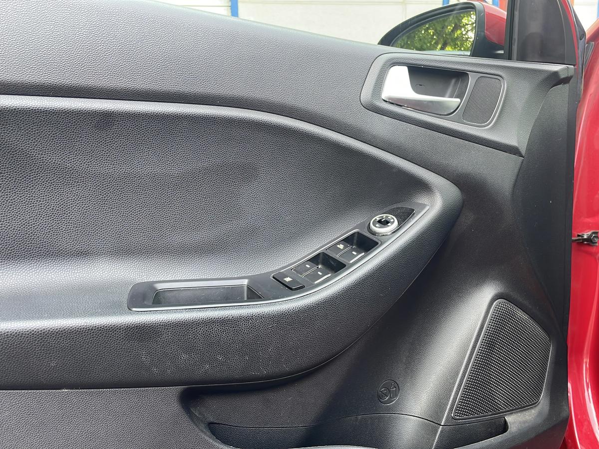 Hyundai i20 Go * Klimaanlage * Tempomat * PDC * LM *