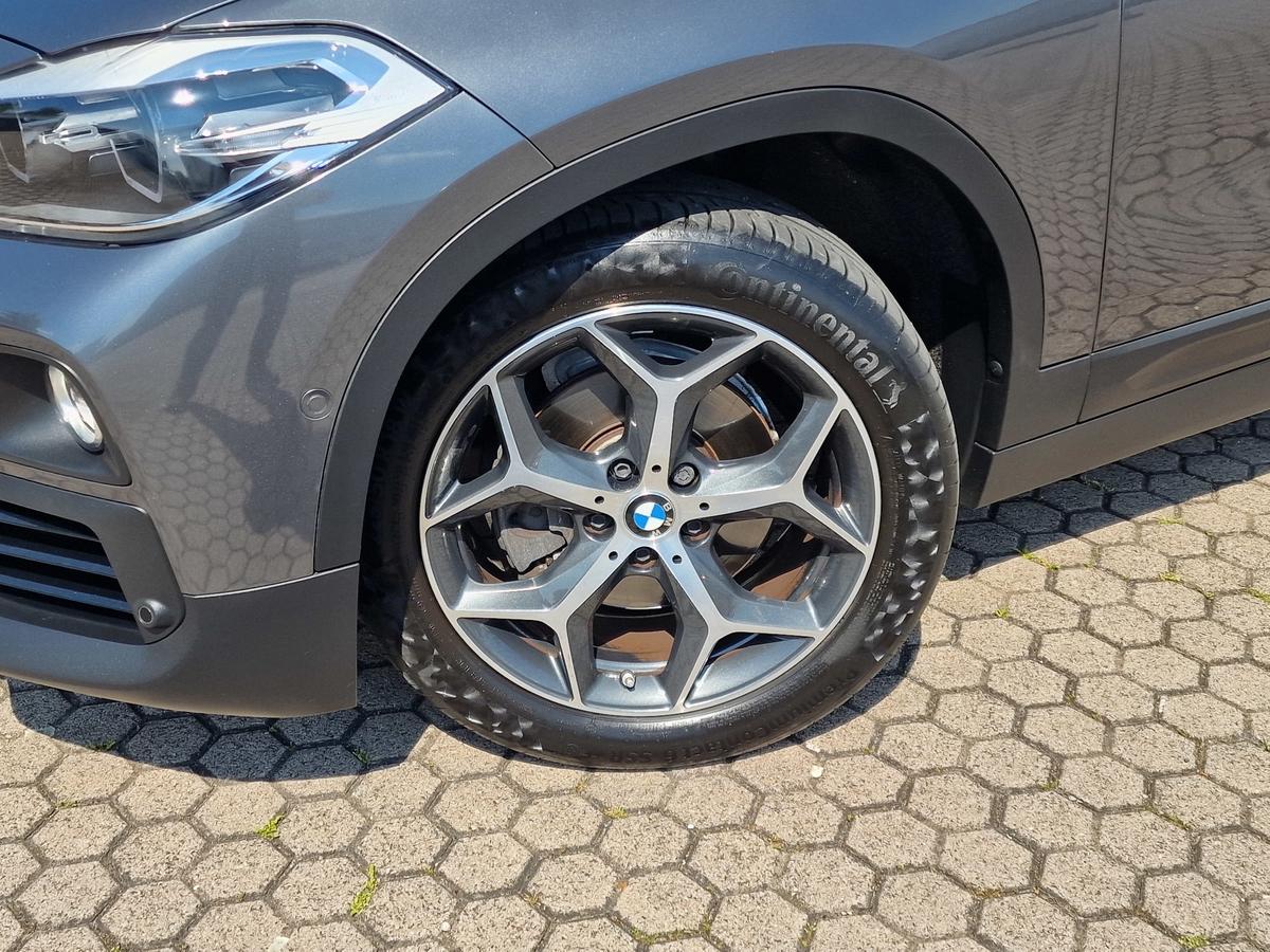 BMW X2 18i* Navi*LED*18 Zoll*Tempomat