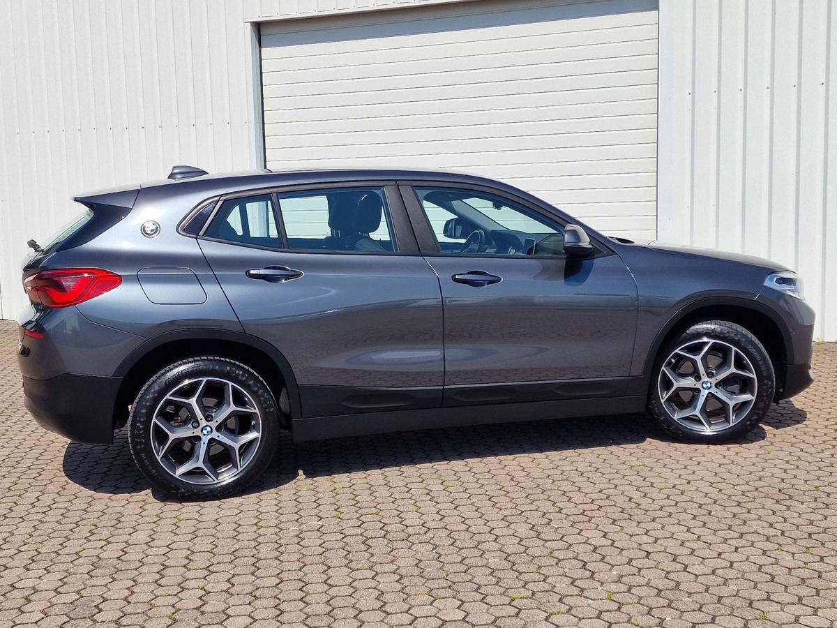 BMW X2 18i* Navi*LED*18 Zoll*Tempomat