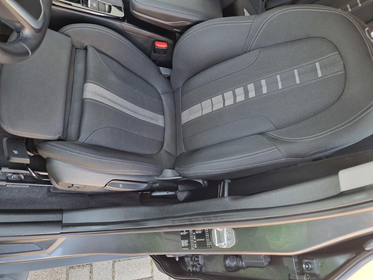 BMW X2 18i* Navi*LED*18 Zoll*Tempomat