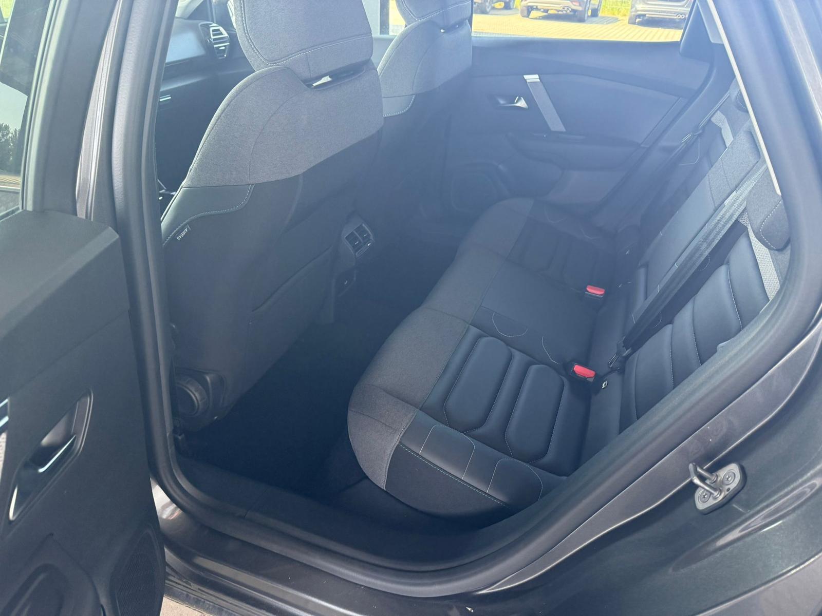 Citroën C4 Citroen  Plus 1.2 ESS 130 PS EAT8 / Keyless / Head-Up