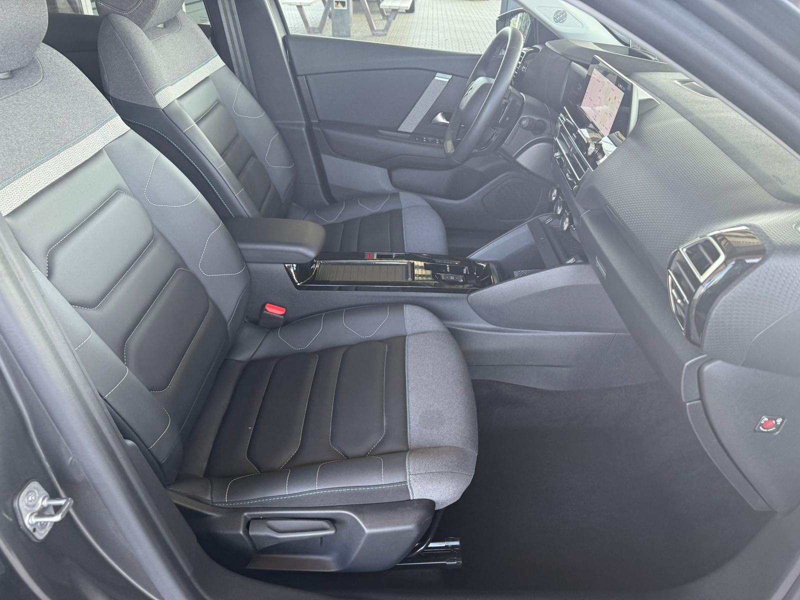 Citroën C4 Citroen  Plus 1.2 ESS 130 PS EAT8 / Keyless / Head-Up