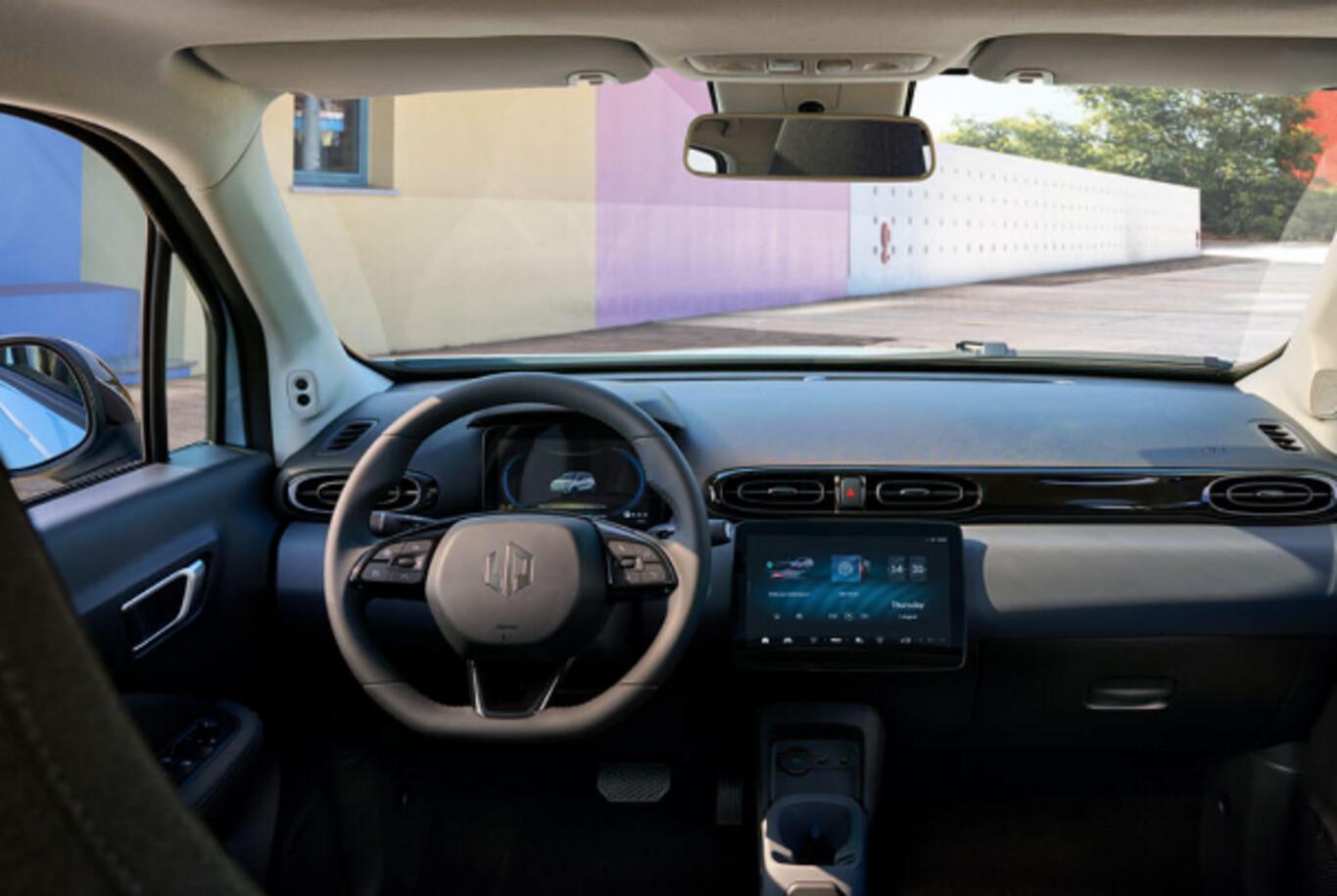 Leapmotor T03 37,3 kWh Pano Nav Kam ACC PDC LaneA 15Z BSD