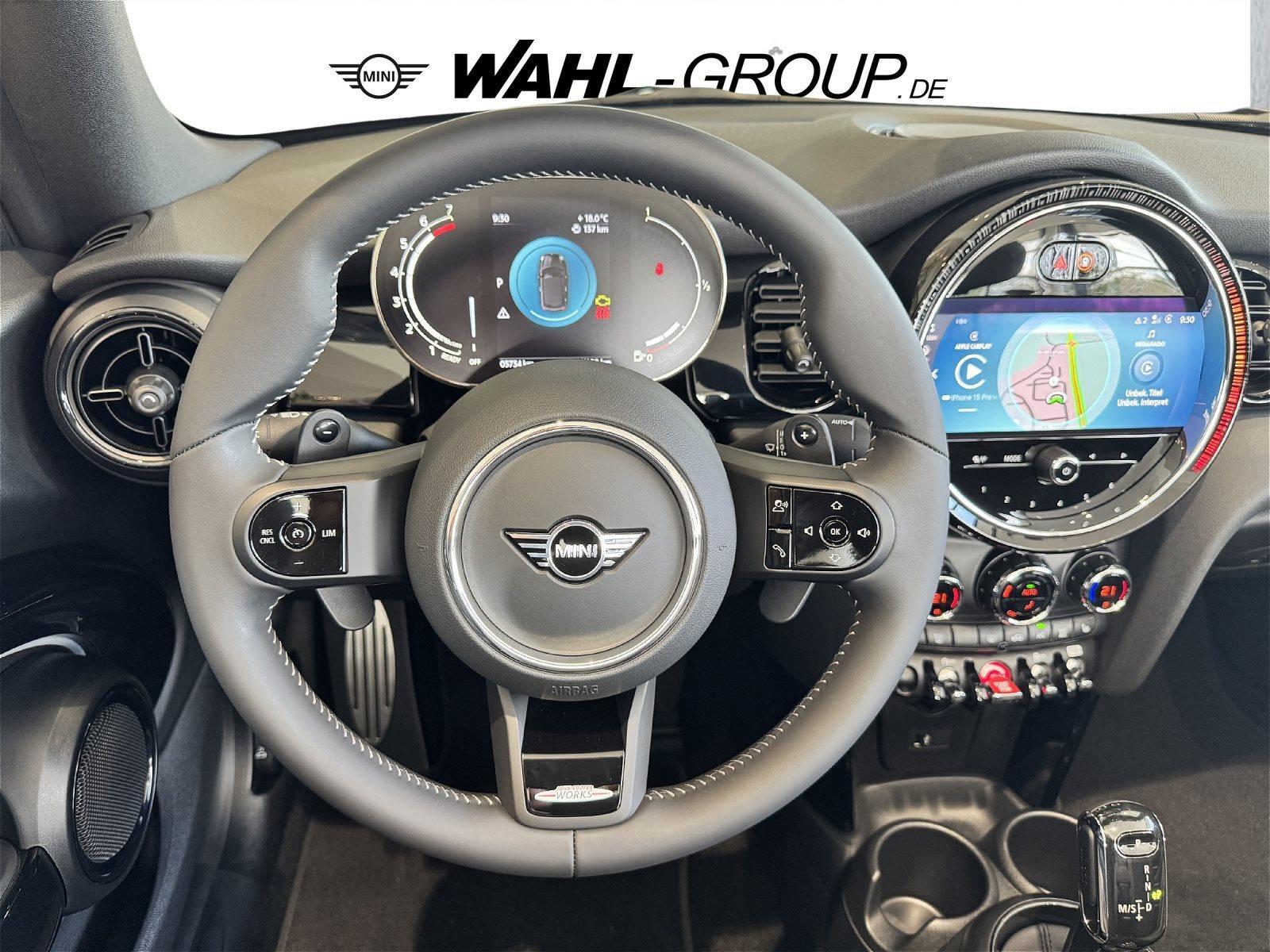 MINI Cooper S Cabrio JCW DrAss LED Navi Komfortzg. Shz PDC