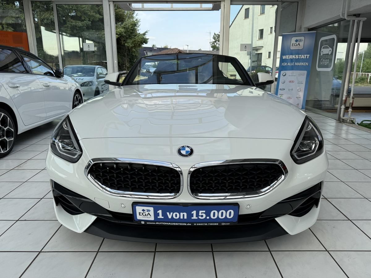 BMW Z4  20i sDrive Advantage