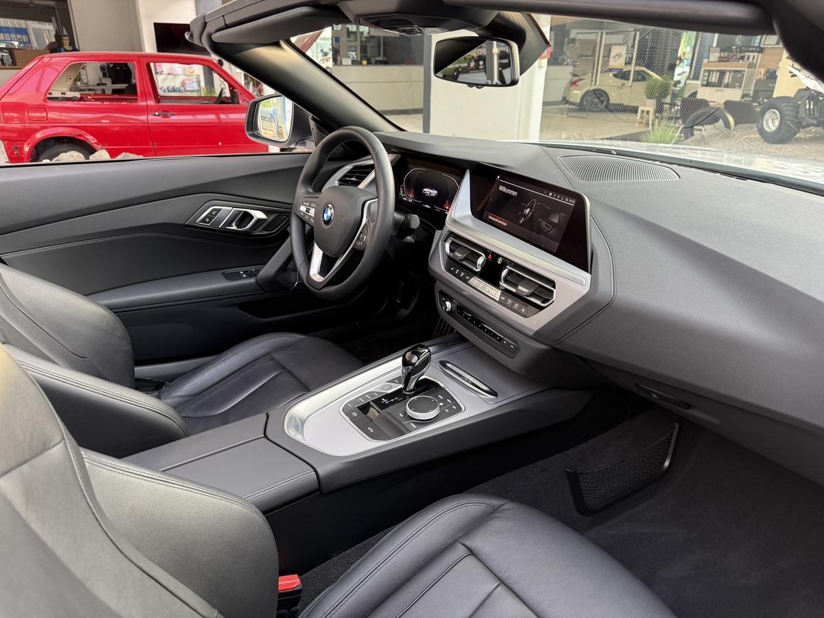 BMW Z4  20i sDrive Advantage