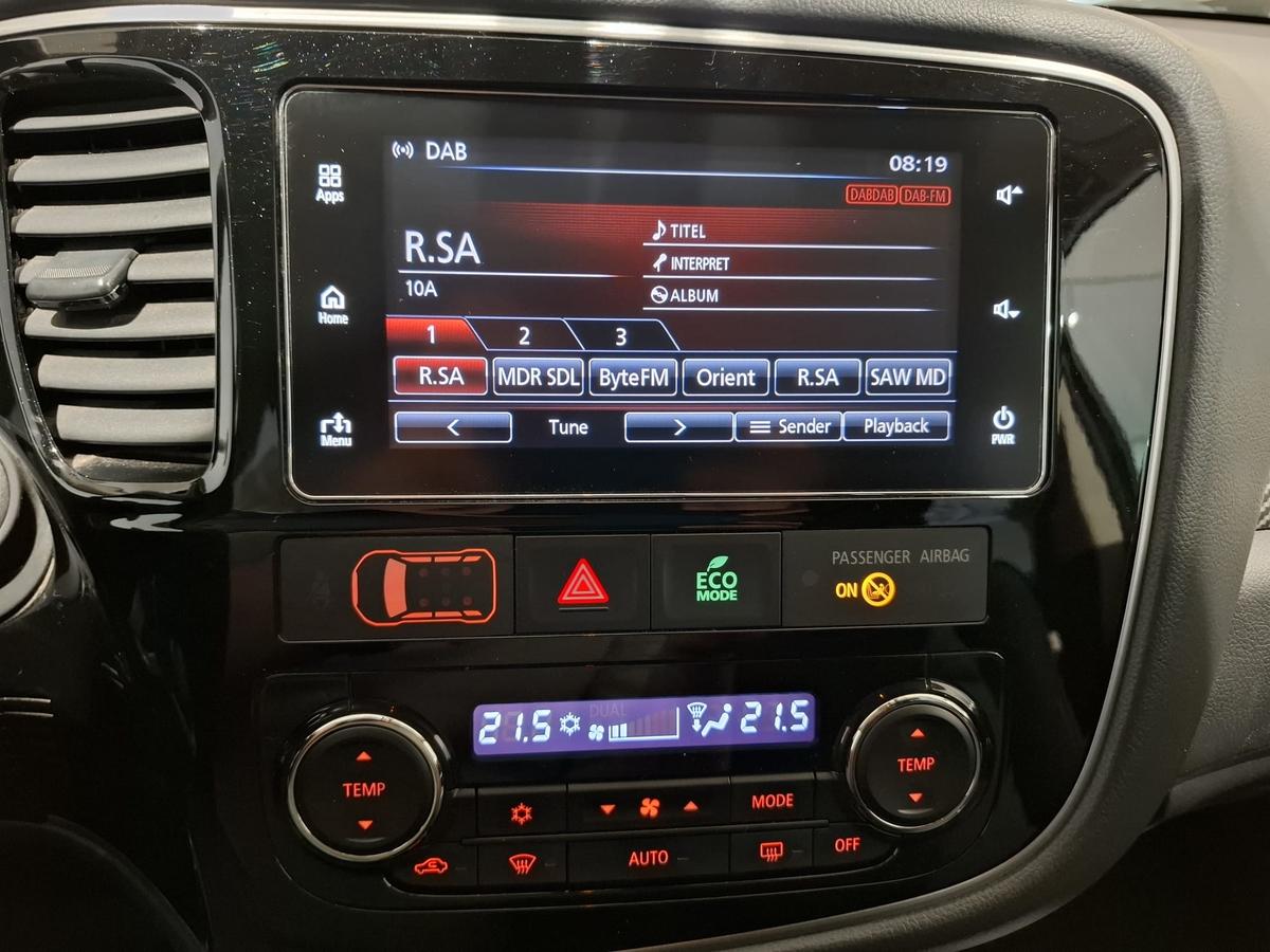 Mitsubishi Outlander 2.0 Edition 100 AHK SHZ bluetooth