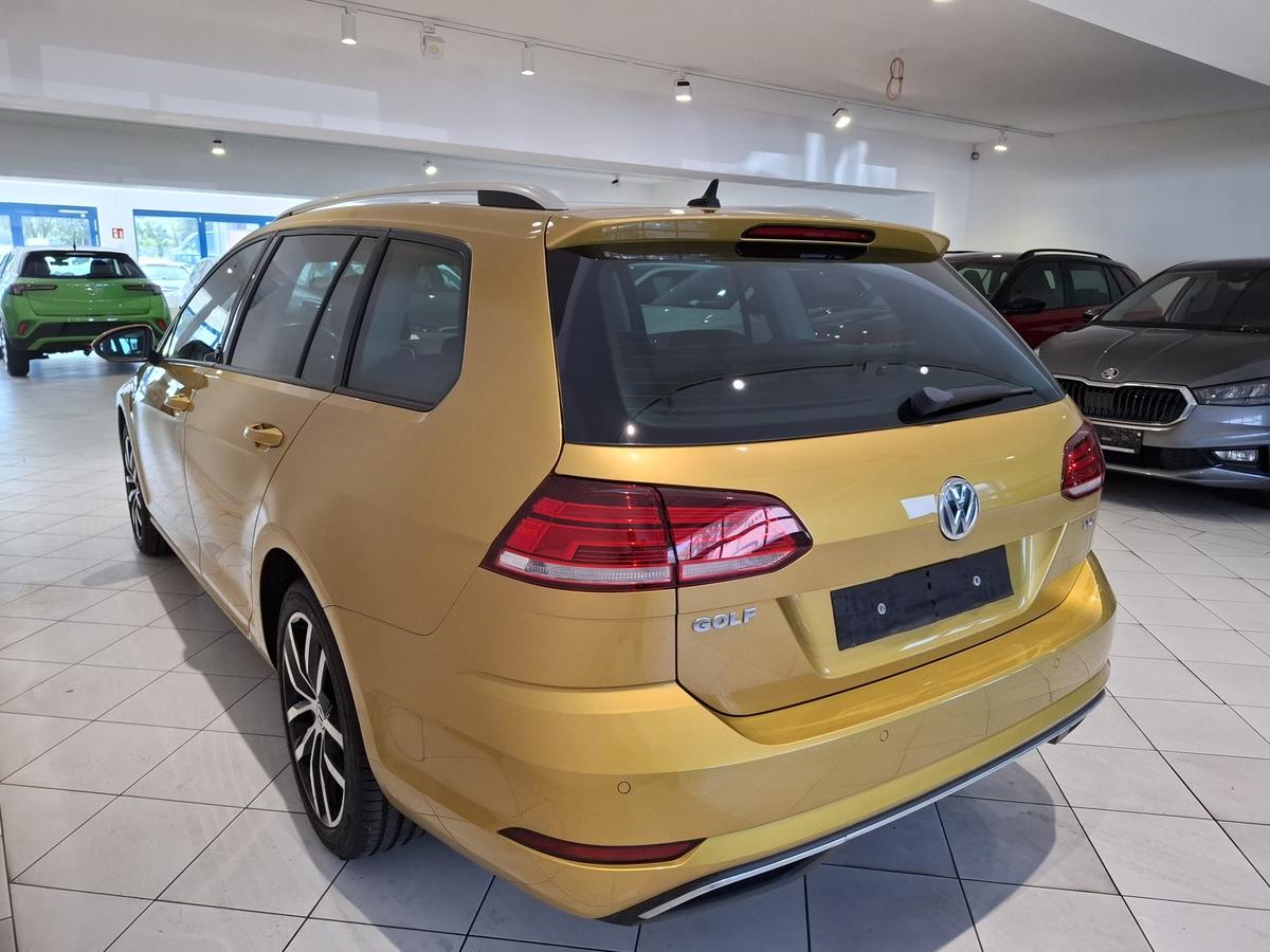 Volkswagen Golf 1.6TDI DSG AHK NAVI SHZ Standheizung