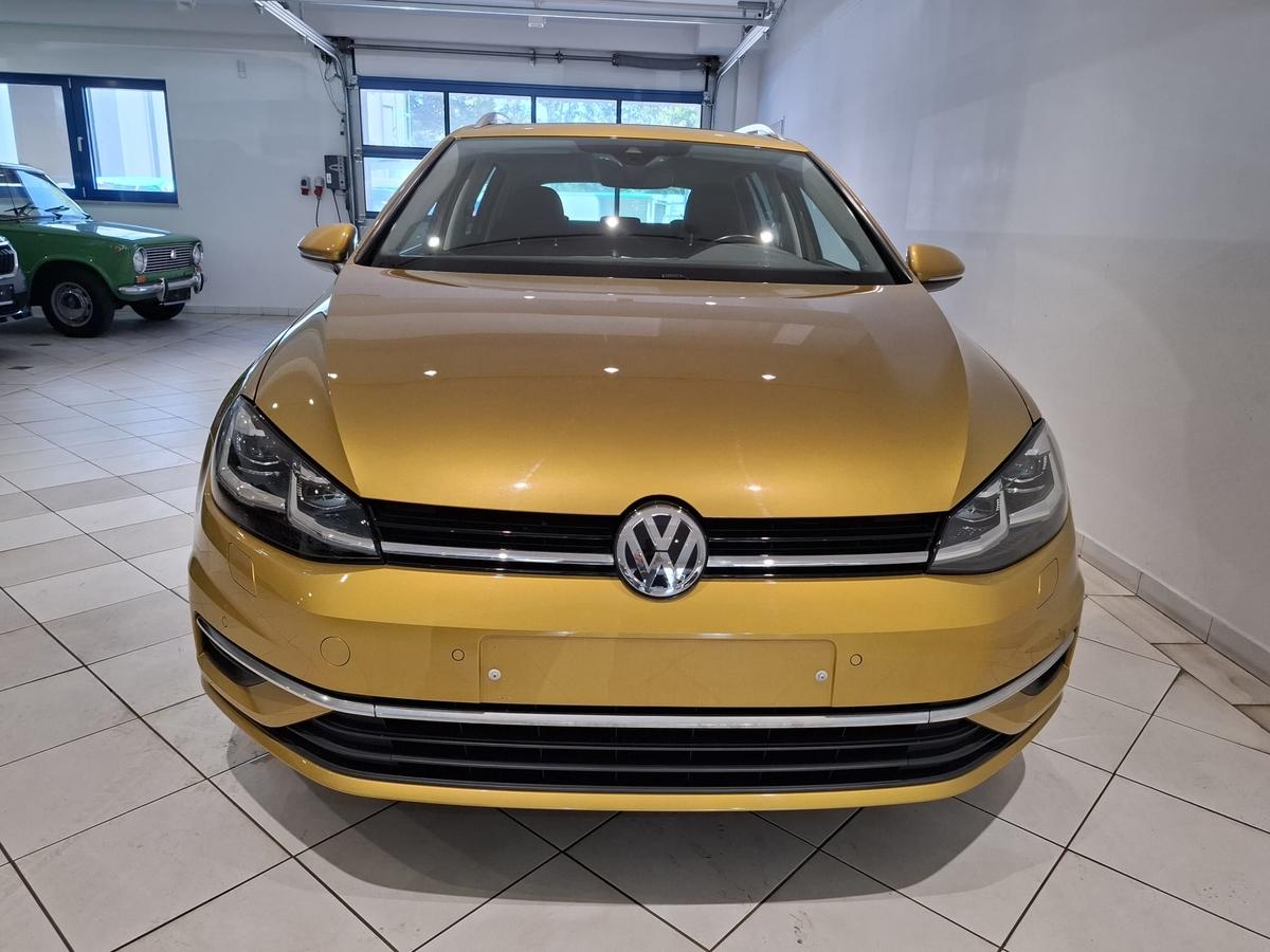 Volkswagen Golf 1.6TDI DSG AHK NAVI SHZ Standheizung