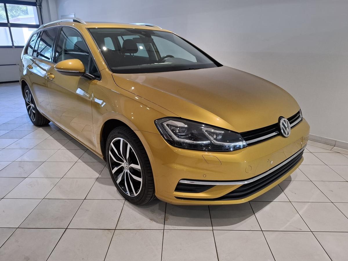 Volkswagen Golf 1.6TDI DSG AHK NAVI SHZ Standheizung