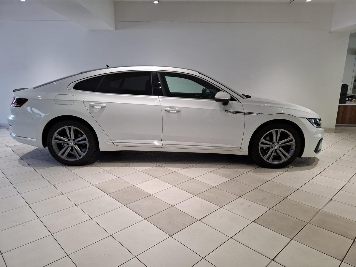 Volkswagen Arteon 2.0 TDI R-Line NAVI SHZ Fernlicht