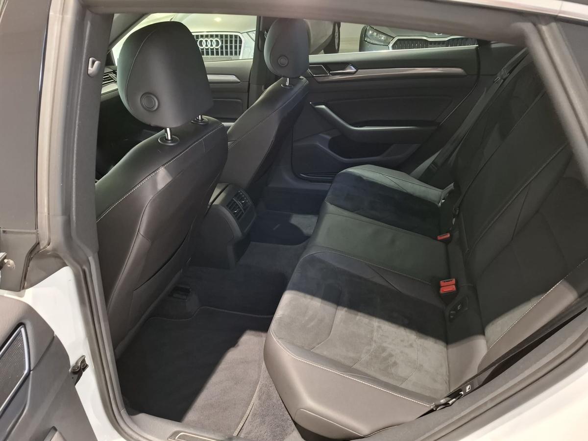 Volkswagen Arteon 2.0 TDI R-Line NAVI SHZ Fernlicht
