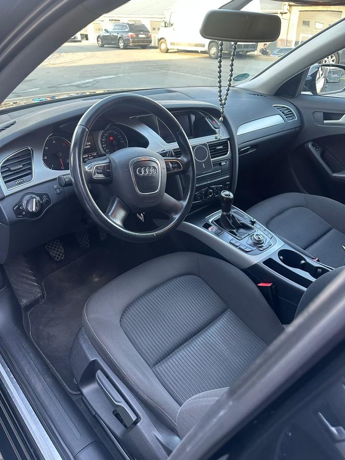 Audi A4 2.0 TDI DPF Avant Attractio