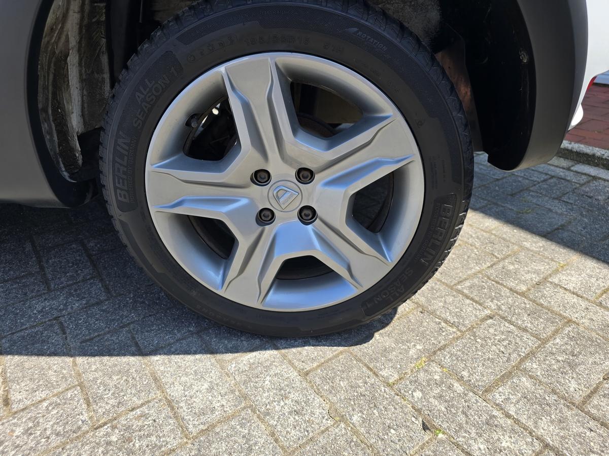 Dacia Sandero Stepway 1.0 SCe75 Essential # KLIMA # DAB 