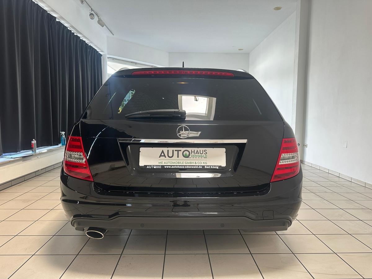 Mercedes-Benz C 200 CGI Avantgarde BlueEfficiency 