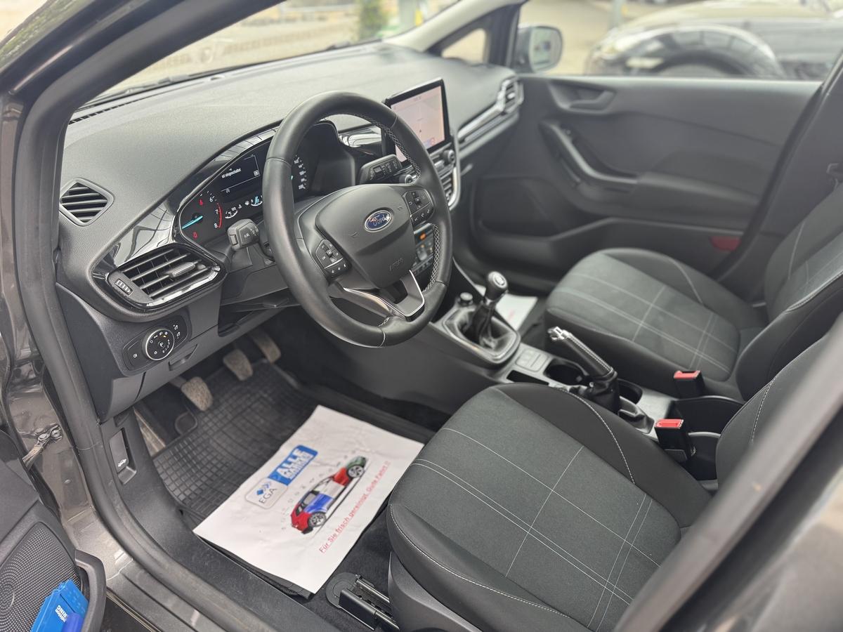 Ford Fiesta 75PS- Allwetterreifen,Frontscheibenheizung, Navi, SHZ
