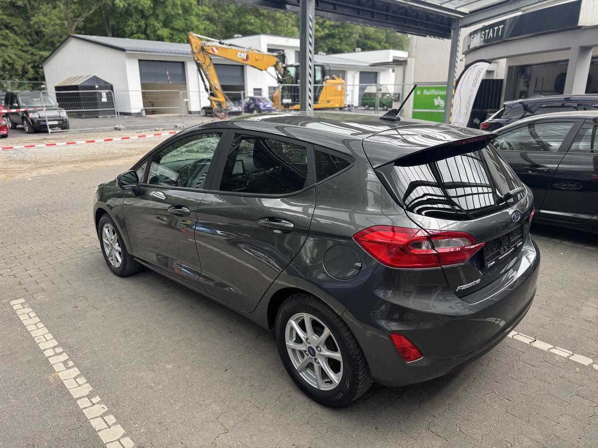 Ford Fiesta 75PS- Allwetterreifen,Frontscheibenheizung, Navi, SHZ
