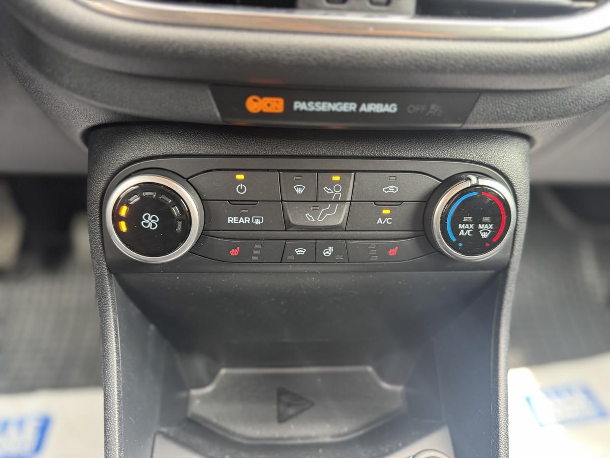 Ford Fiesta 75PS- Allwetterreifen,Frontscheibenheizung, Navi, SHZ